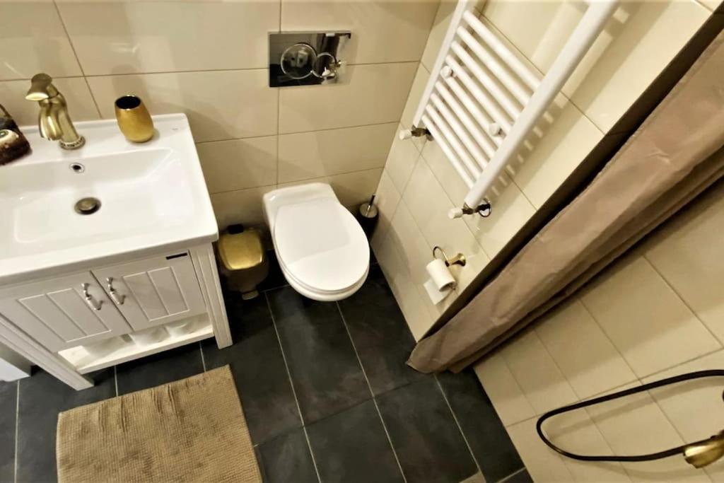 Iris' Apartment Thessaloníki Ngoại thất bức ảnh