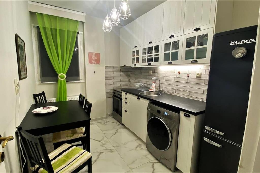 Iris' Apartment Thessaloníki Ngoại thất bức ảnh